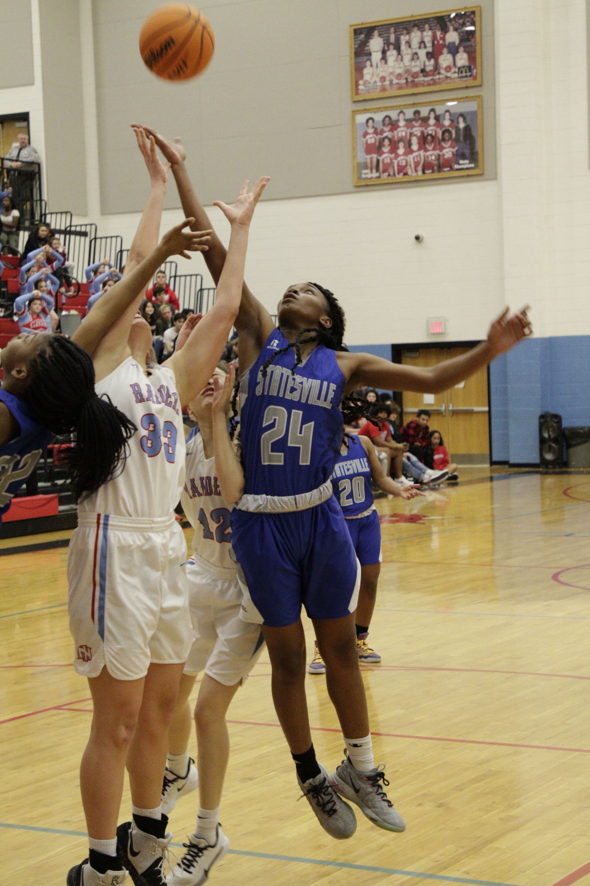 SHS-NI basketball 31.JPG